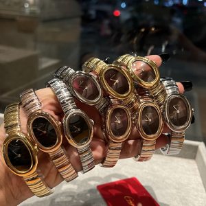 Cartier Baignoire Super Clone Watch | Luxury Replica with Cash Delivery 1134533802 - front view