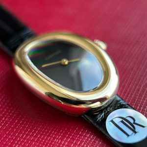 Cartier Baignoire Super Clone Watch | Luxury Cash on Delivery 1054874425 - side view | Baignoire