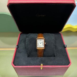 Exquisite Cartier Tank Super Clone Watch with Alligator Strap | UK Delivery 1137572820 - side view | Cartier